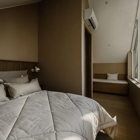 Hilltop House Premium Forest Villa *