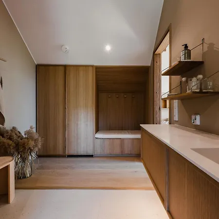 Willa Hilltop House Premium Forest *