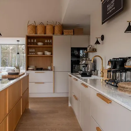 Hilltop House Premium Forest *